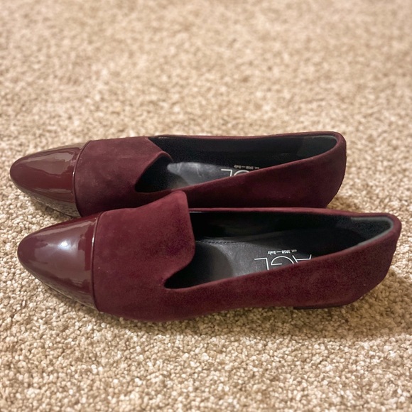 AGL Italy Suede Loafers, Patent Leather Cap Toe, Flats, Size 39/9, Plum Wine - Picture 3 of 6